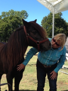 Laurie sharing breath with Starwyn. October 2013 Spirit Horse Ranch Liberty Foundations Clinic